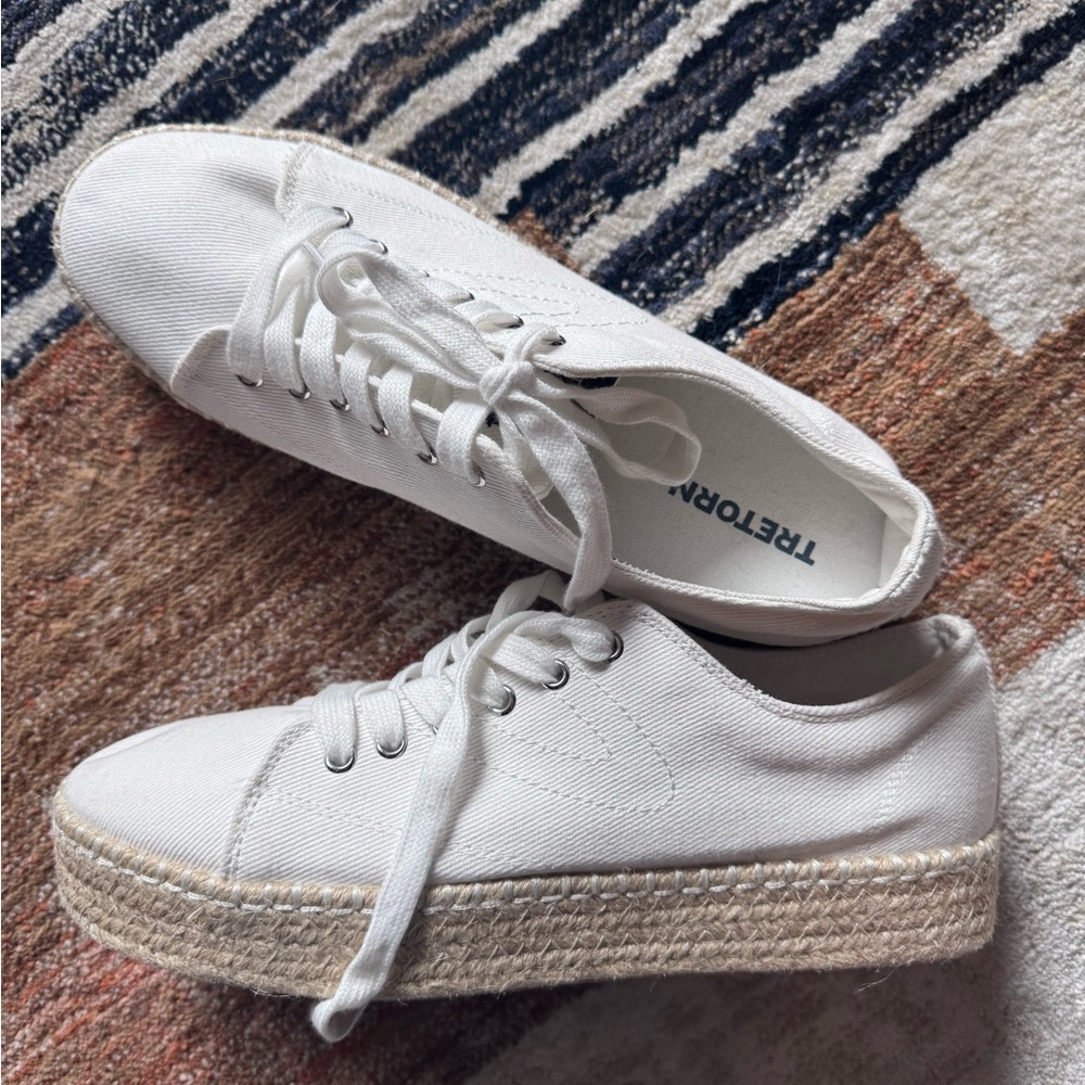 Size 10 Tretorn Eve Platform Espadrille canvas sneaker 👟 🌿🕊️ Like new!